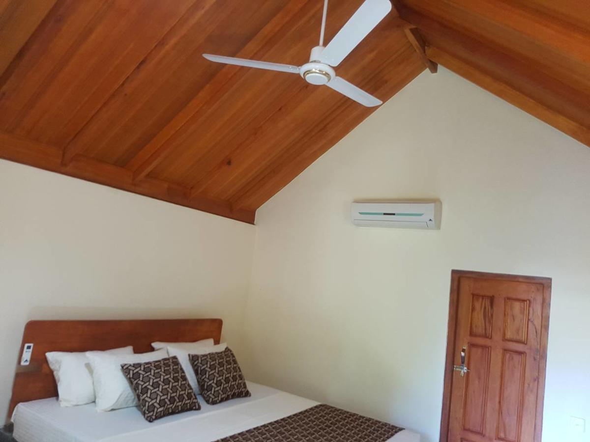 Inn On The Bay Passikudah Exterior photo